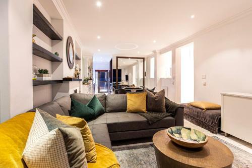 Clifton Yolo Spaces - Clifton Beachfront Apartments