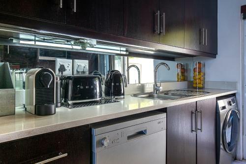 Clifton Yolo Spaces - Clifton Beachfront Apartments