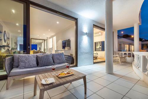 Clifton Yolo Spaces - Clifton Beachfront Apartments