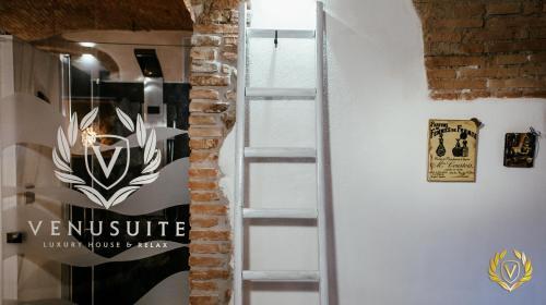 Venusuite Venosa - Luxury House & Relax -