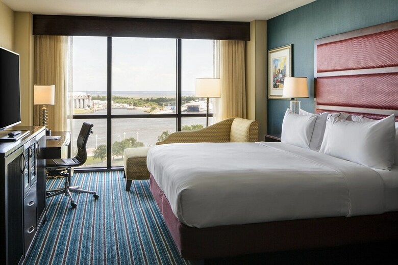 Renaissance Mobile Riverview Plaza Hotel