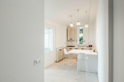 Villa Secret Garden - Suites & Apartments