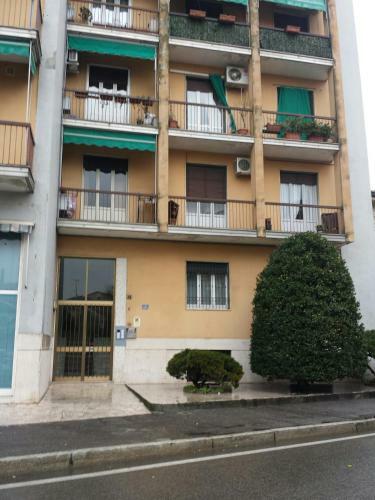 Hostal La Via Per Milano