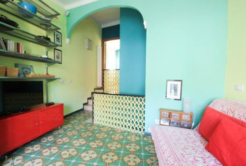 Apartamento Diara, La Casa A Colori Con Terrazzo