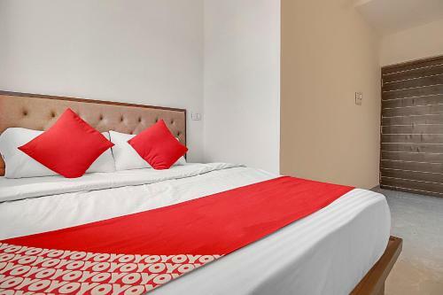 Oyo Flagship 83760 Hotel Tiyana Boarding And Lodging
