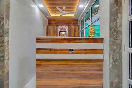 Oyo Flagship 83760 Hotel Tiyana Boarding And Lodging