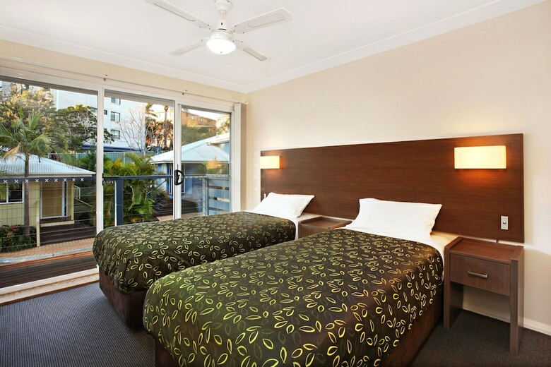 Apartamentos Flynns On Surf Beach Villas