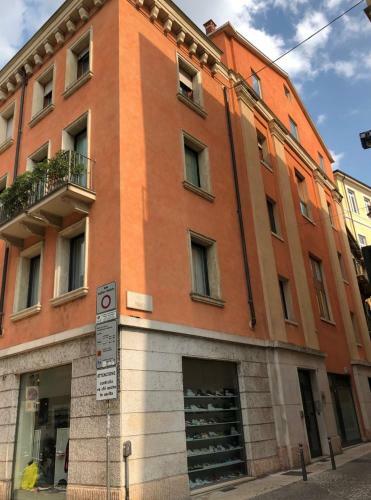Verona Romana Apartments