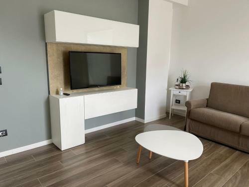 Calla, Calluna & Gardenia Apartments