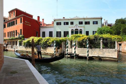 Hotel Pensione Accademia - Villa Maravege