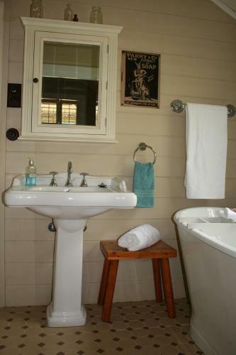 Birregurra 1865 Bed & Breakfast