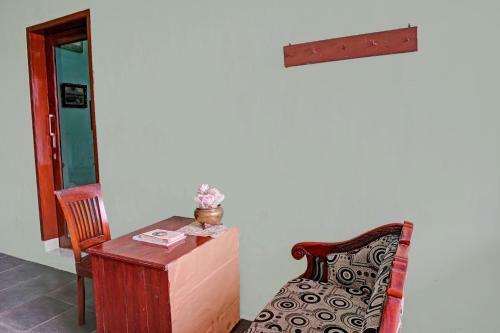 Hotel Spot On 90729 Sekar Guest House Jember