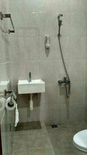 Hostal Rumah Hoho Resto And Guesthouse