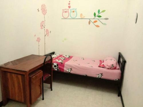 Hostal Pelangi Trenggilis Guesthouse