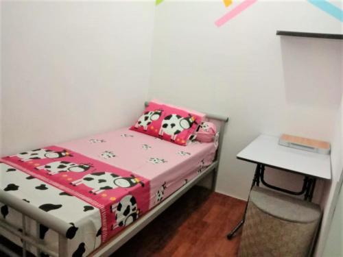 Hostal Pelangi Trenggilis Guesthouse