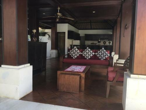 Villa Purnama 3bdr.with Big Pool