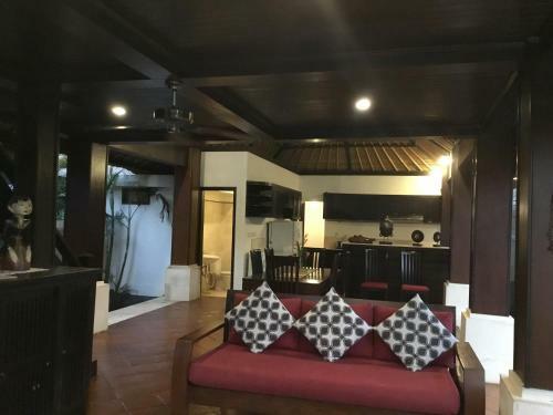 Villa Purnama 3bdr.with Big Pool
