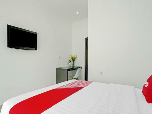 Hotel Oyo 90525 White Guesthouse