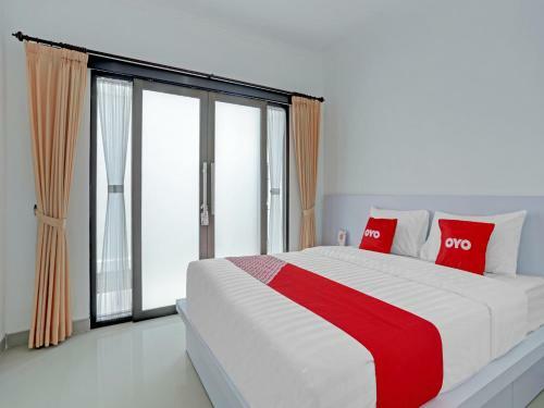 Hotel Oyo 90525 White Guesthouse