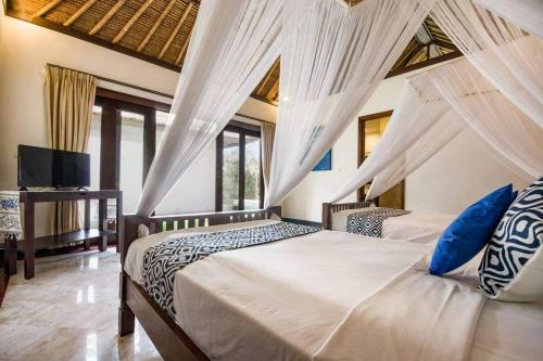 Villa Surya 3bdr.with Big Pool