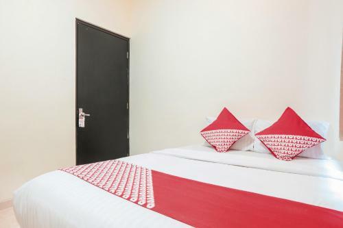 Hotel Oyo 122 Oekude Kost