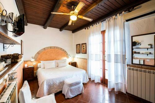 Sa Domu Sarda Suites - Bed & Breakfast
