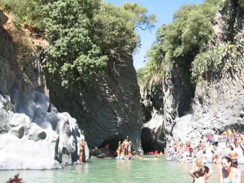 Apartamento Gole Alcantara Lanternavacanze