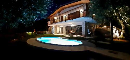 Villa Mimosa-con Piscina E Vista Lago