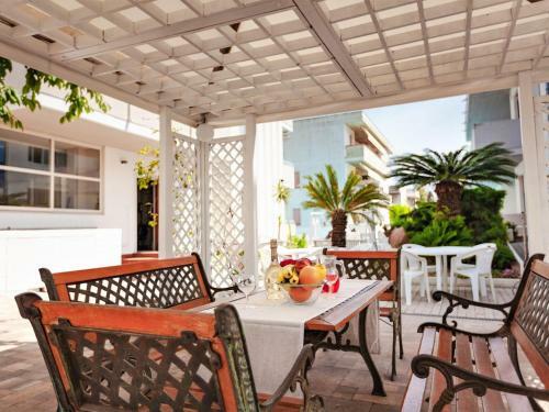 Alluring Apartment In Alba Adriatica Near Sea