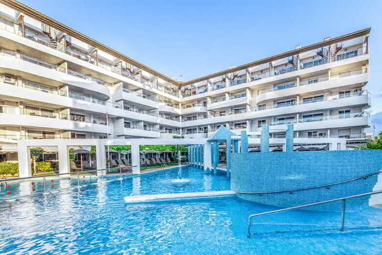 Aparthotel Garden Lago