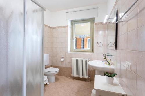 Il Patio Varenna Pool Apartment Sleeps 6