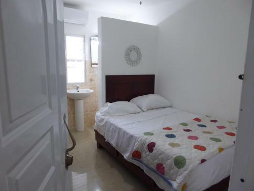 Bed & Breakfast Vacation Retreat Near The Beach