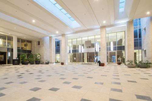 Luxury Three-bedroom/terrace Over Old City View
