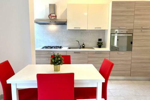 Apartamento A Due Passi Dal Mare Trilocale Borgio Verezzi