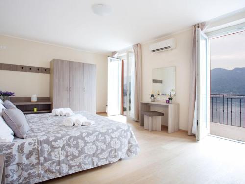 Apartamento Sala Comacina Residence No 4