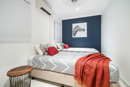 4 Bedroom Gardens Escape - Champagne Stays Darwin