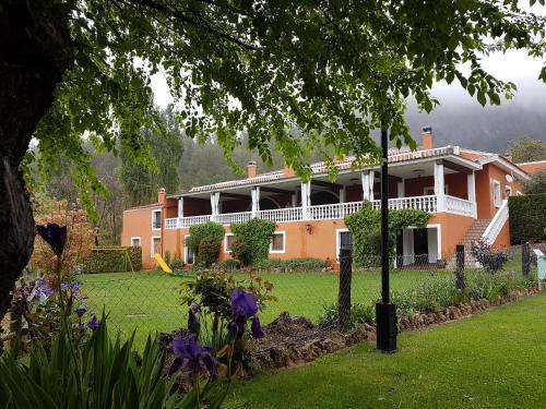 Hotel Val De Pinares