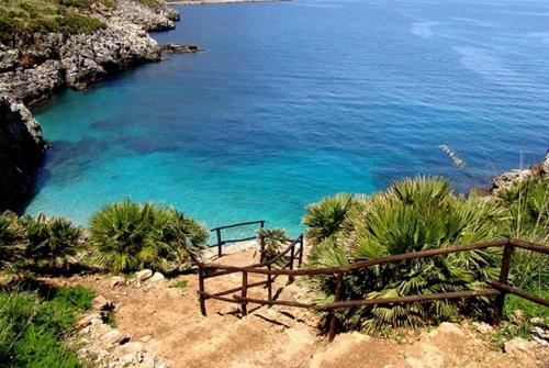 Villa Sunflowers, Piscina, Privacy E Aria C., Mare A 5 Min.