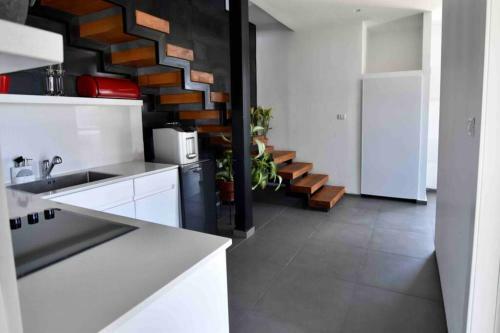 Apartamento Hayarkon Beach House! Duplex Penthouse