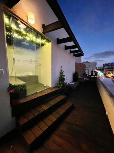 Apartamento Hayarkon Beach House! Duplex Penthouse
