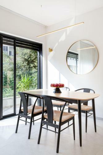 Luxury & Quiet Apartment Near Gordon Beach