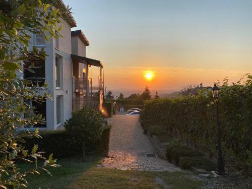Agroturismo La Rosa Gialla B&B - Apartments