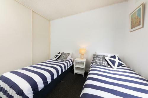 Apartamento At The Beach, Debra Court Unit 5