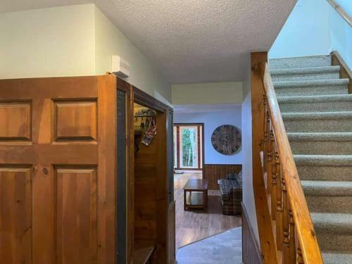 Villa Secluded Charming Cottage 2 Minutes From Lake