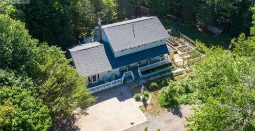 Villa Secluded Charming Cottage 2 Minutes From Lake