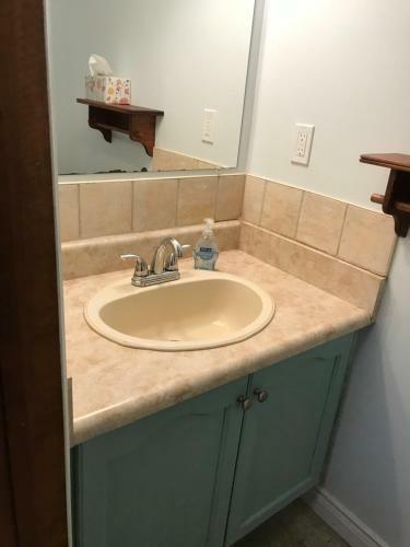 Villa Secluded Charming Cottage 2 Minutes From Lake