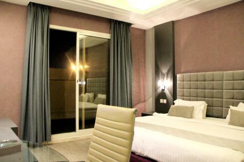 Business Inn Tahlia Hotel