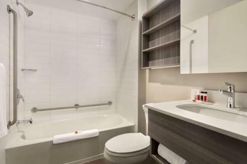 Hotel Microtel Inn & Suites By Wyndham Kanata