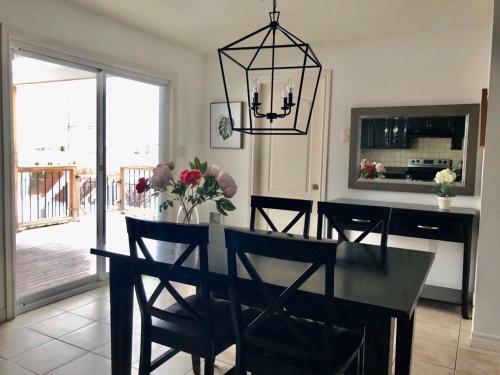 Private And Cosy Basement Apartment In Moncton North