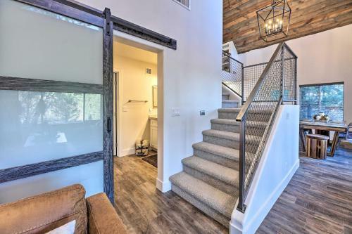 Cabin 404 Payson Getaway With Deck Mtn-views!